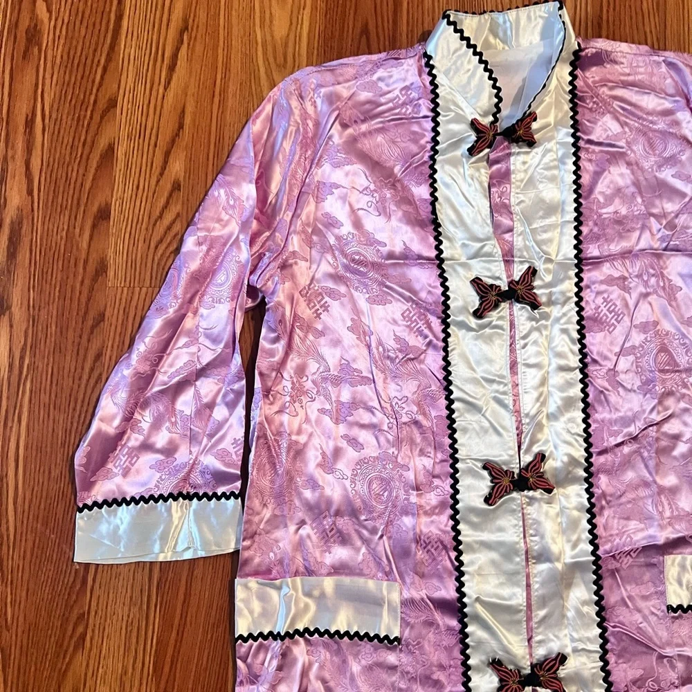 Asian Robe - Picture 4 of 8